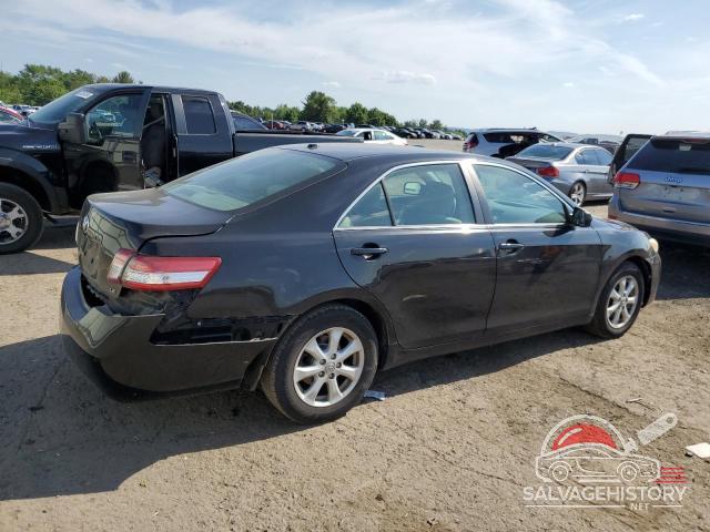 4T1BF3EK4BU128770 2011 TOYOTA CAMRY photo no. 3