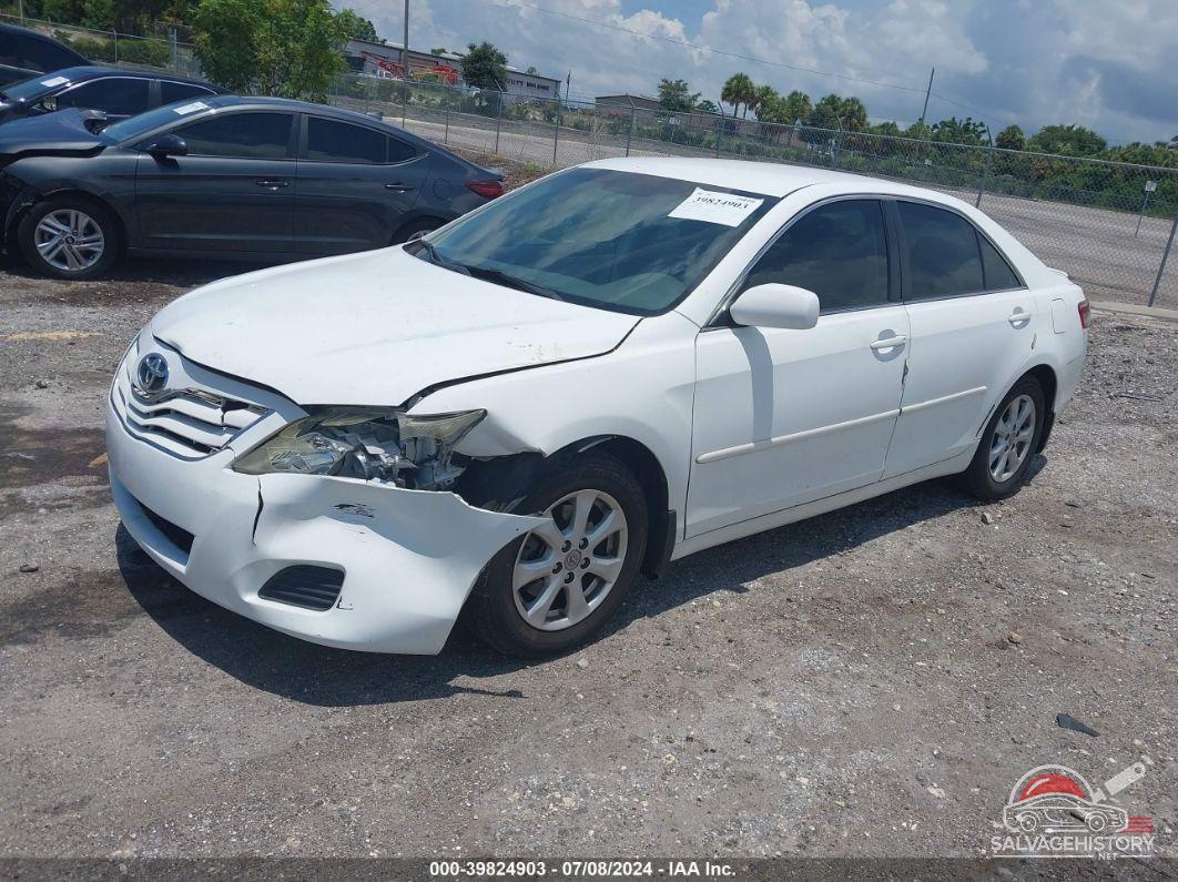 4T1BF3EK6BU633774 2011 TOYOTA CAMRY photo no. 2