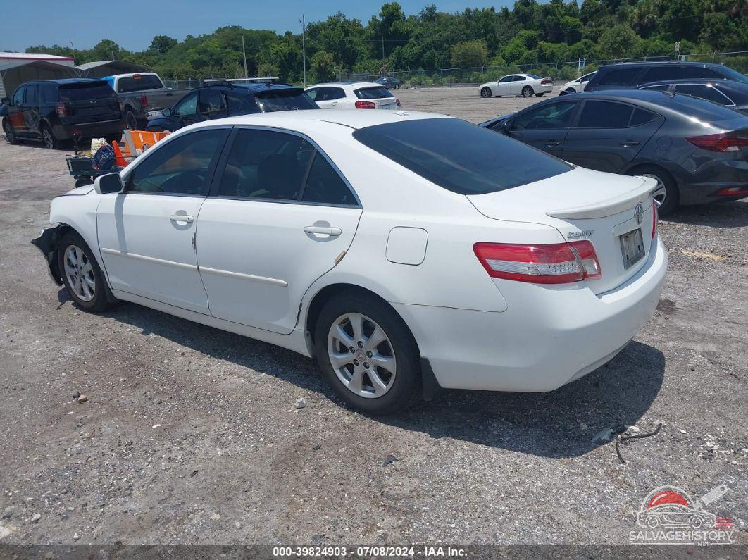 4T1BF3EK6BU633774 2011 TOYOTA CAMRY photo no. 3