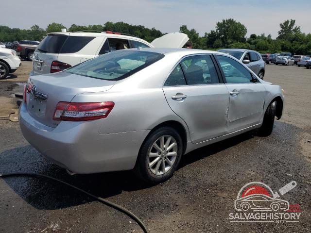 4T1BK3EK1BU613296 2011 TOYOTA CAMRY photo no. 3