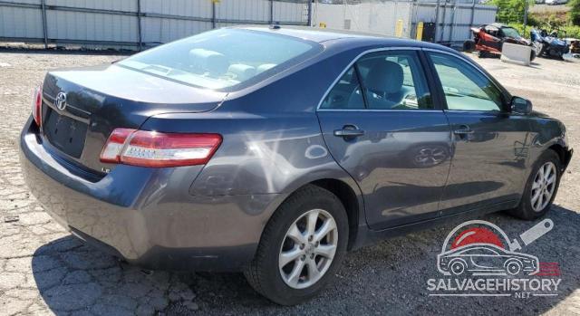 4T4BF3EK1BR172070 2011 TOYOTA CAMRY photo no. 3