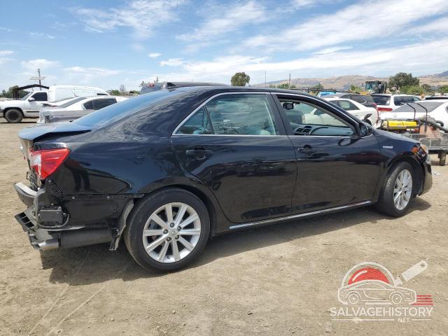 4T1BD1FK1CU009570 2012 TOYOTA CAMRY photo no. 3