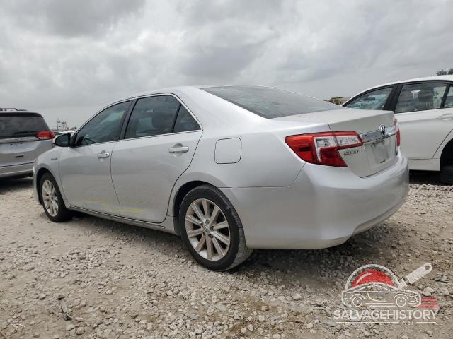 4T1BD1FK8CU021487 2012 TOYOTA CAMRY photo no. 2