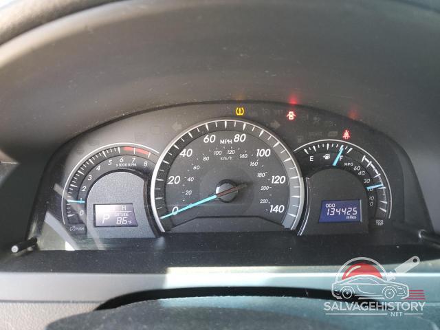 4T4BF1FK1CR212765 2012 TOYOTA CAMRY photo no. 9