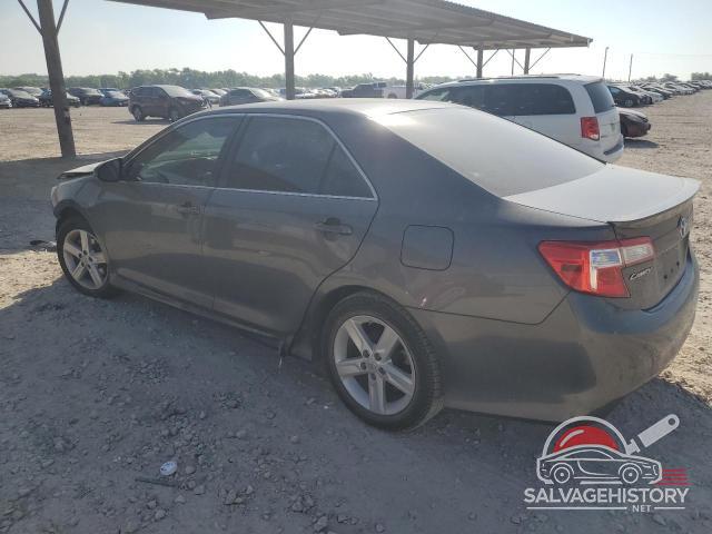 4T1BF1FK0DU224207 2013 TOYOTA CAMRY photo no. 2