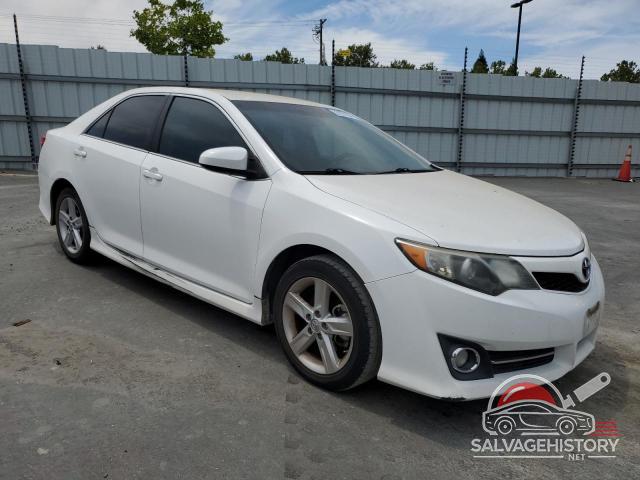 4T1BF1FK9DU268402 2013 TOYOTA CAMRY photo no. 4