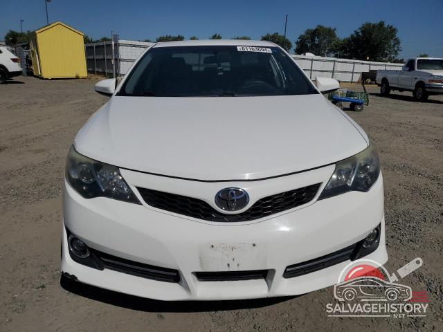 4T1BF1FK0EU832830 2014 TOYOTA CAMRY photo no. 5