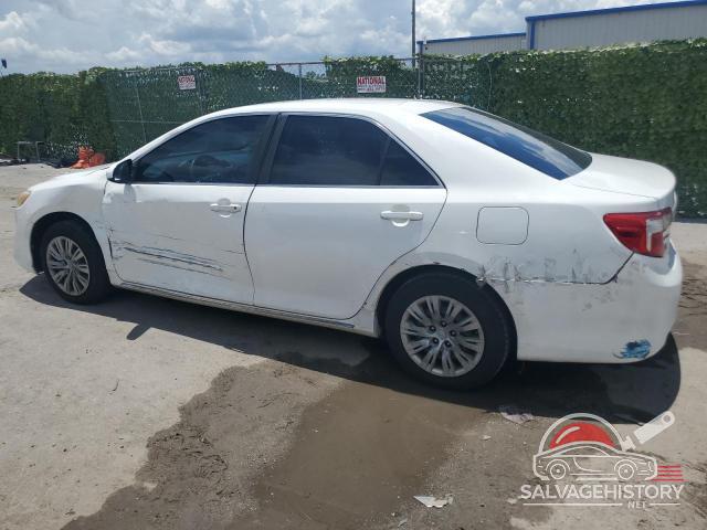 4T1BF1FK1EU327217 2014 TOYOTA CAMRY photo no. 2