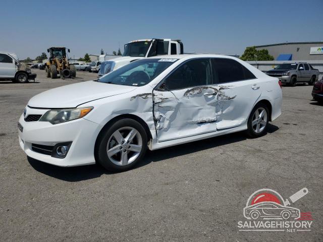 4T1BF1FK1EU352151 2014 TOYOTA CAMRY photo no. 9