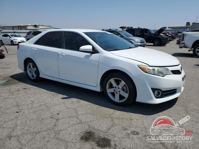 4T1BF1FK1EU352151 2014 TOYOTA CAMRY photo no. 4