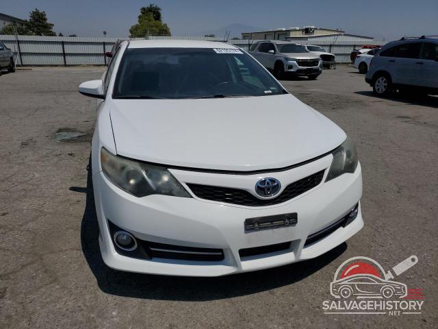 4T1BF1FK1EU352151 2014 TOYOTA CAMRY photo no. 5