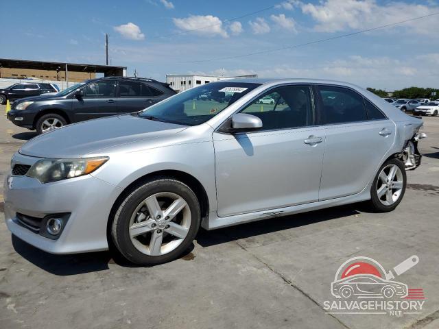 4T1BF1FK2EU349940 2014 TOYOTA CAMRY photo no. 17
