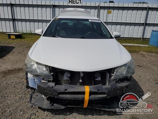 4T1BF1FK4EU386794 2014 TOYOTA CAMRY photo no. 5