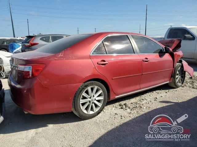 4T1BF1FK8EU775003 2014 TOYOTA CAMRY photo no. 3