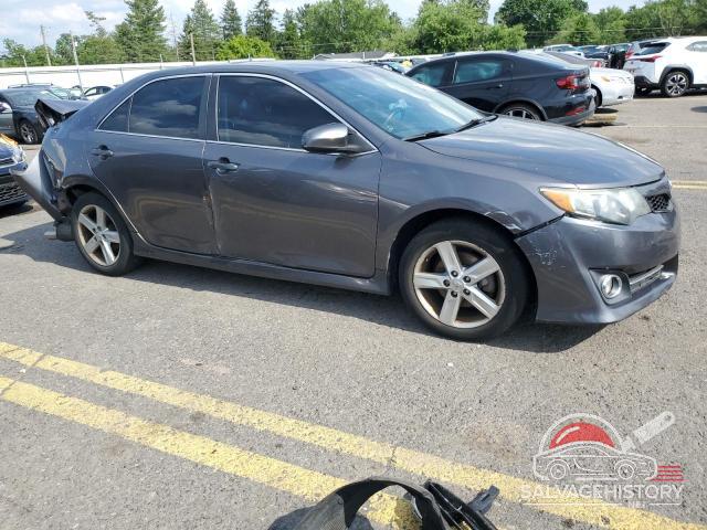 4T1BF1FKXEU825383 2014 TOYOTA CAMRY photo no. 4