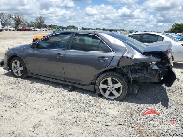 4T1BK1FK5EU551392 2014 TOYOTA CAMRY photo no. 2