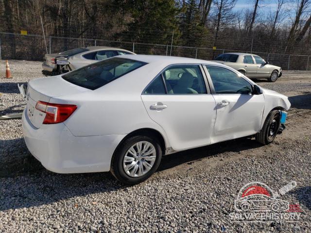 4T4BF1FK0ER371621 2014 TOYOTA CAMRY photo no. 3