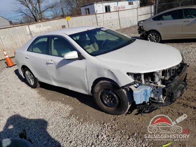 4T4BF1FK0ER371621 2014 TOYOTA CAMRY photo no. 4