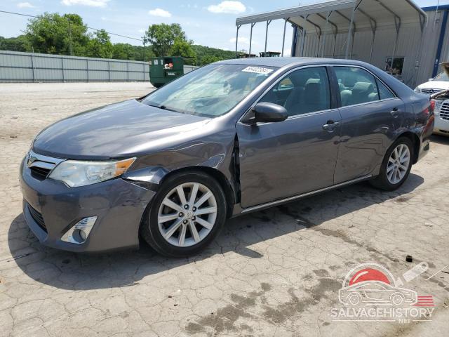4T4BF1FK3ER351699 2014 TOYOTA CAMRY photo no. 3