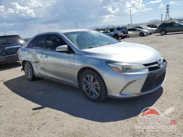 4T1BF1FK0FU032661 2015 TOYOTA CAMRY photo no. 4