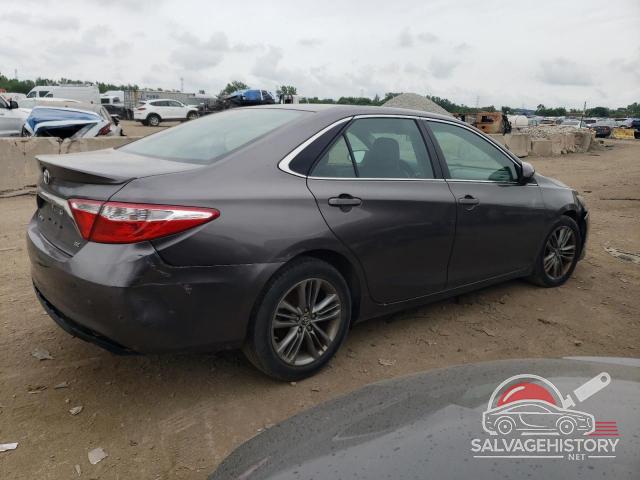 4T1BF1FK7FU016604 2015 TOYOTA CAMRY photo no. 3