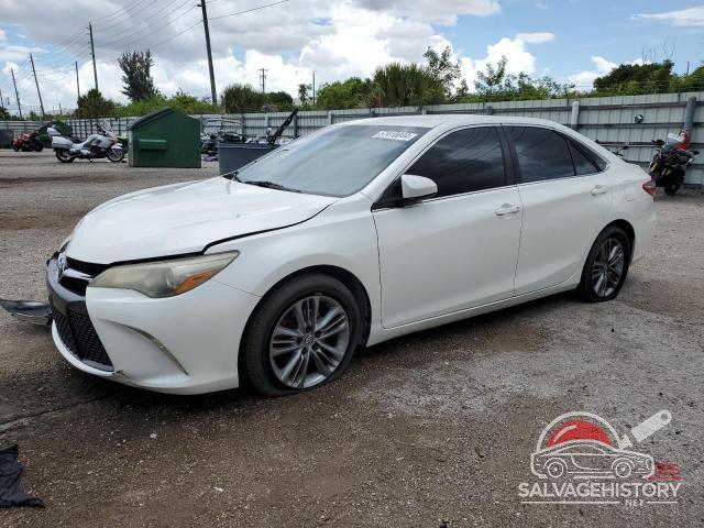 4T1BF1FKXFU085576 2015 TOYOTA CAMRY photo no. 5
