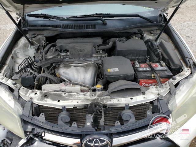 4T1BF1FKXFU085576 2015 TOYOTA CAMRY photo no. 11