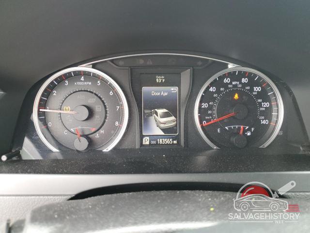 4T1BF1FKXFU085576 2015 TOYOTA CAMRY photo no. 9