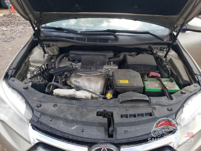 4T4BF1FK7FR502075 2015 TOYOTA CAMRY photo no. 11