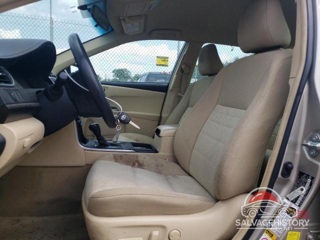 4T4BF1FK7FR502075 2015 TOYOTA CAMRY photo no. 7