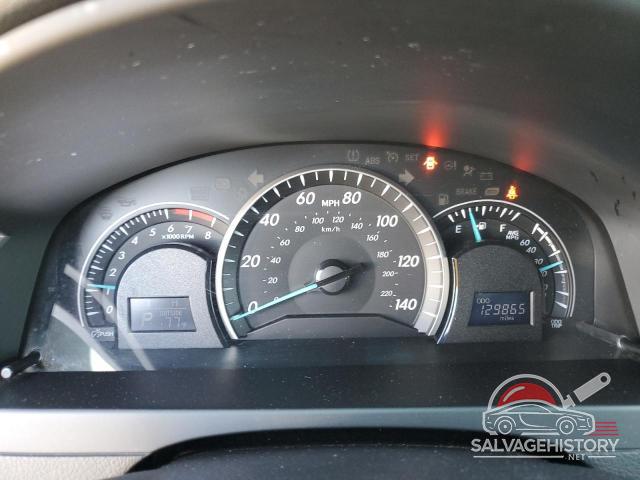 4T4BF1FKXFR464731 2015 TOYOTA CAMRY photo no. 9