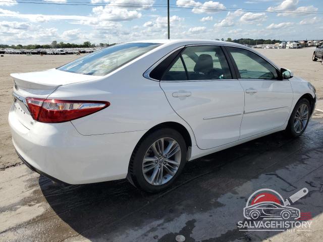 4T1BF1FK2GU166816 2016 TOYOTA CAMRY photo no. 3