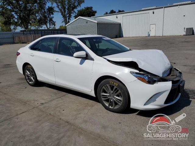 4T1BF1FK3GU516888 2016 TOYOTA CAMRY photo no. 4