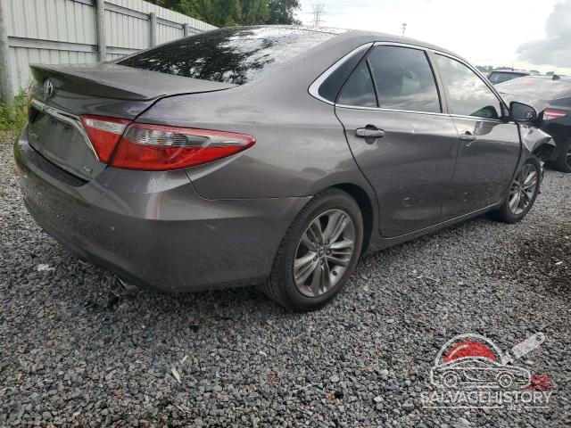 4T1BF1FK4GU522330 2016 TOYOTA CAMRY photo no. 3