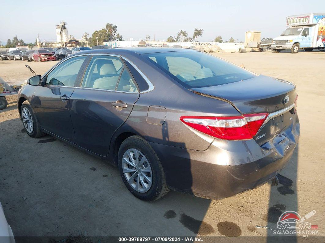 4T4BF1FK3GR545877 2016 TOYOTA CAMRY photo no. 3