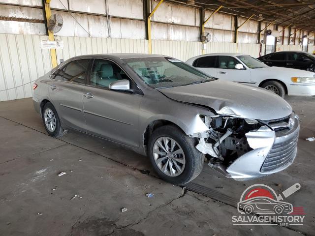 4T4BF1FK4GR571758 2016 TOYOTA CAMRY photo no. 4