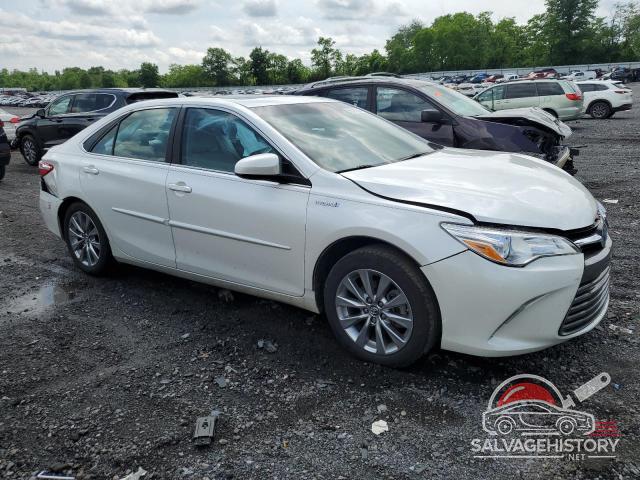 4T1BD1FK9HU225285 2017 TOYOTA CAMRY photo no. 4