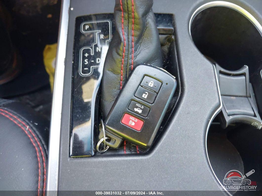 4T1BF1FK4HU445573 2017 TOYOTA CAMRY photo no. 11