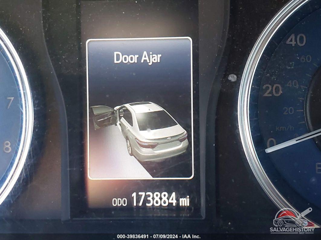 4T1BF1FK6HU760116 2017 TOYOTA CAMRY photo no. 7
