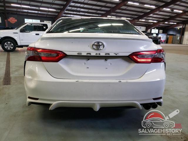 4T1B11HK1JU084871 2018 TOYOTA CAMRY photo no. 6