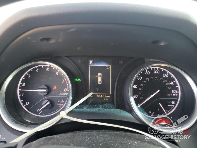 4T1B11HK2JU603409 2018 TOYOTA CAMRY photo no. 9