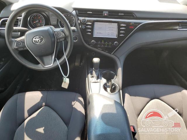 4T1B11HK4JU555315 2018 TOYOTA CAMRY photo no. 8