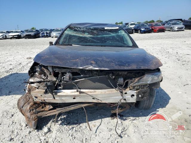4T1B11HK7JU648605 2018 TOYOTA CAMRY photo no. 5