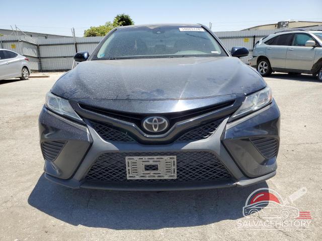4T1B11HK8JU600904 2018 TOYOTA CAMRY photo no. 5