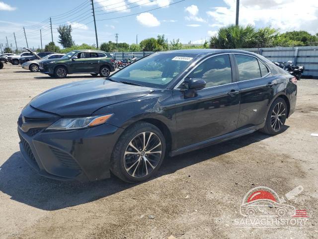 4T1B11HKXJU675992 2018 TOYOTA CAMRY photo no. 9