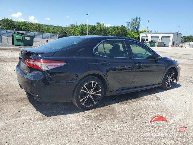 4T1B11HKXJU675992 2018 TOYOTA CAMRY photo no. 3