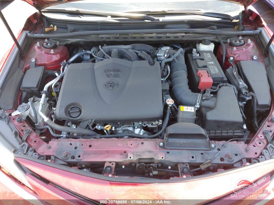4T1BZ1HK4JU506009 2018 TOYOTA CAMRY photo no. 10