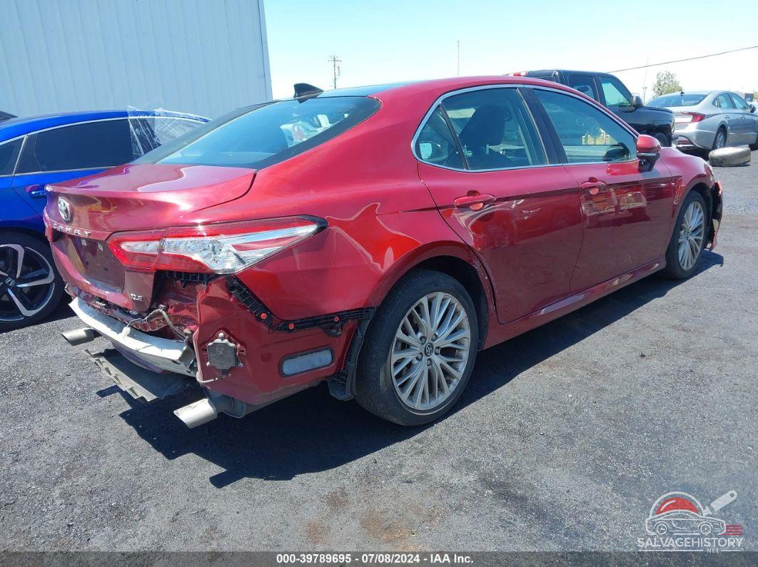 4T1BZ1HK4JU506009 2018 TOYOTA CAMRY photo no. 4