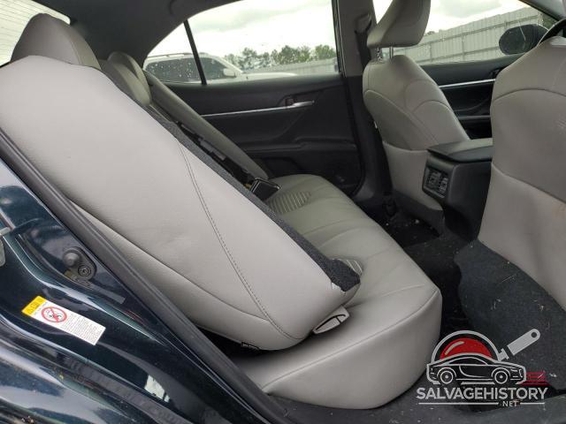 4T1BZ1HK7JU506148 2018 TOYOTA CAMRY photo no. 10