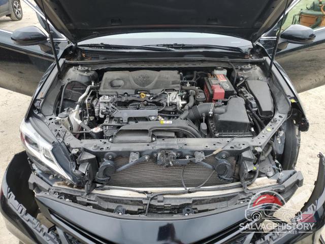 JTNB11HK9J3021989 2018 TOYOTA CAMRY photo no. 11